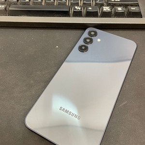 갤럭시버디4 블랙 128GB 무잔상 상태좋은 중고19만8천팝니다 이미지