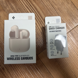 [미개봉]팬톤 블루투스 이어폰 , 25w 충전기