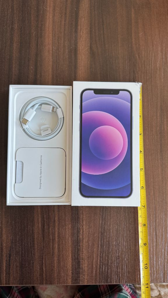 아이폰12퍼플 128GB 정품상자와 정품 케이블--2