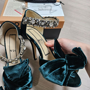 가격내림-N21 벨벳 구두 힐 37사이즈 새상품