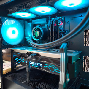 RTX4090 / 9800X3D 고성능 게이밍 컴퓨터