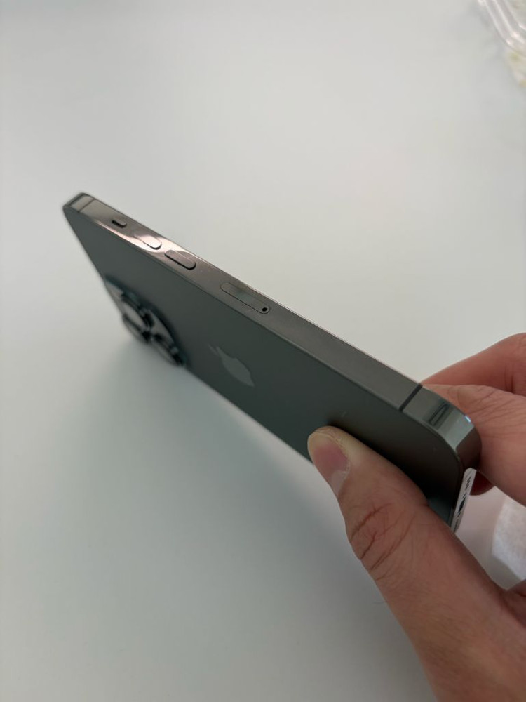 아이폰 13프로 그라파이트 128g 자급제 이미지