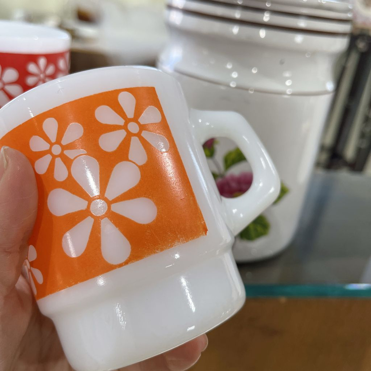 앵커호킹 밀크글라스 이미지