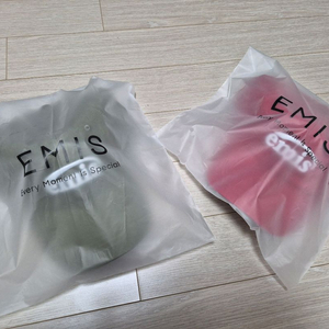 쿨거래시 4만3천택포! 미착용 새제품 정품 EMIS 모자 남여공용 고학년인기모자 두상커도이쁜모자