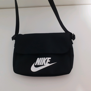 나이키 W NSW 퓨추라365 크로스바디백 가방
