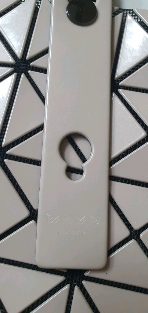 바오바오백 프리즘 미니 토트백 새상품급 정품(보증서O)구찌프라다루이비통디올고야드샤넬셀린느보테가버버리발렌시아가가방--7