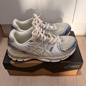 아식스 젤카야노 12.1 (255mm)