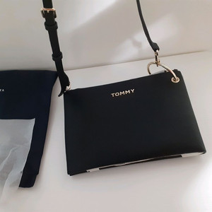 Tommy 타미힐피거 크로스백 클러치 가방(새제품)