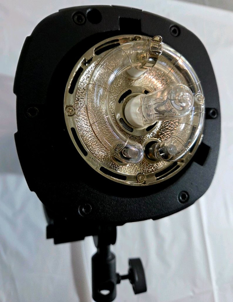 포멕스 FOMAX E400 스튜디오조명 이미지