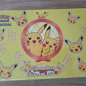 포켓몬카드 피카츄 프레젠트 박스 미개봉 (택포) 이미지