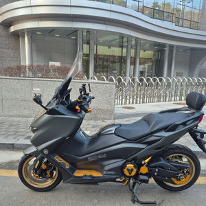 민트급 21년식 TMAX 티맥스 560 2구 아크라 구변완 (소음기x) / XRT 골드 풀파츠 이미지