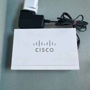 시스코 8포트 네트워크 스위치(CBS110-8T-D)