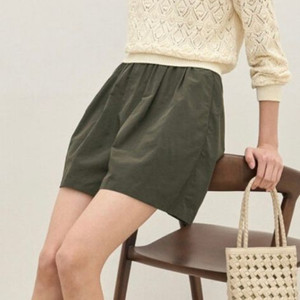 더캐시미어 23 크로셰 니트 탑