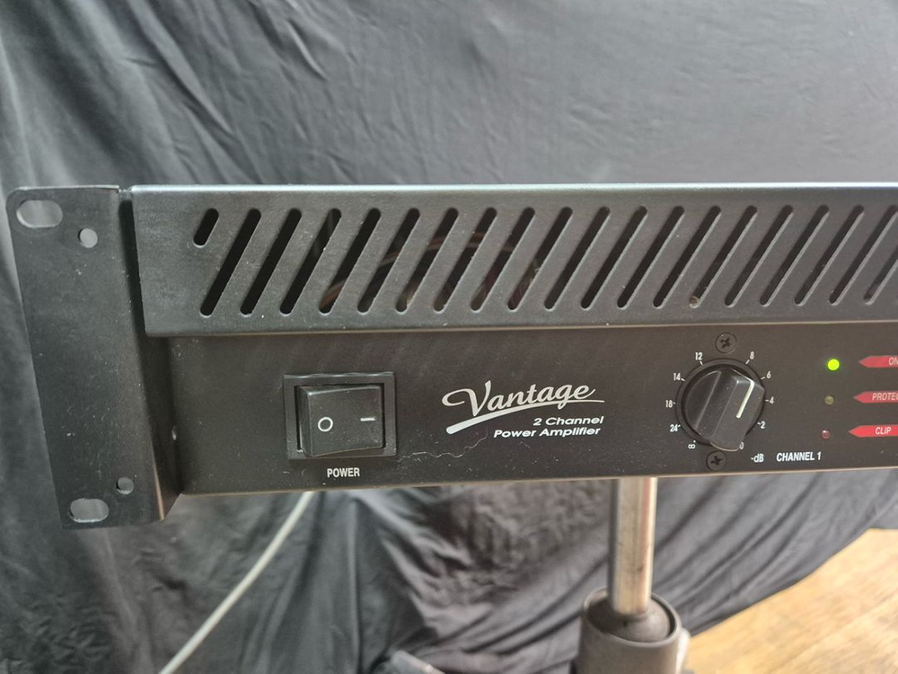 Vantage VP400A 2채널 파워 앰프 이미지