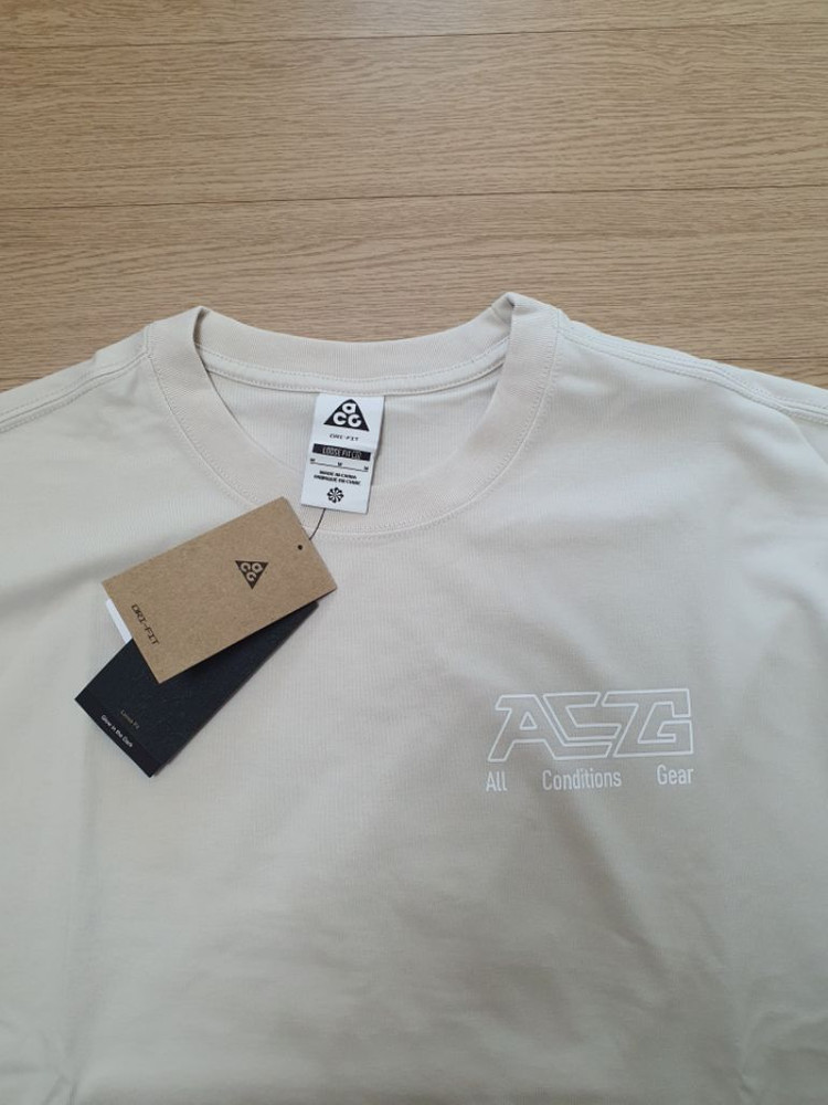나이키 ACG 프린팅 긴팔티셔츠 루즈핏M사이즈(100정--6