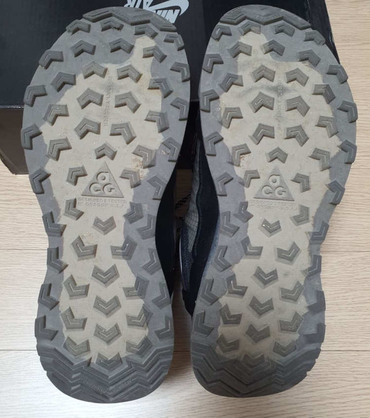 나이키 ACG 에어나수2 앤트러사이트 270사이즈--5