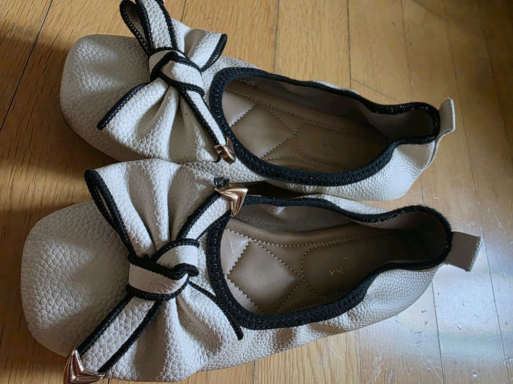 아이보리 리본 로퍼--2