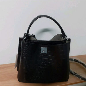 지센 zishen 토트백 크로스백 가방 Lap 랩 지갑(새제품)