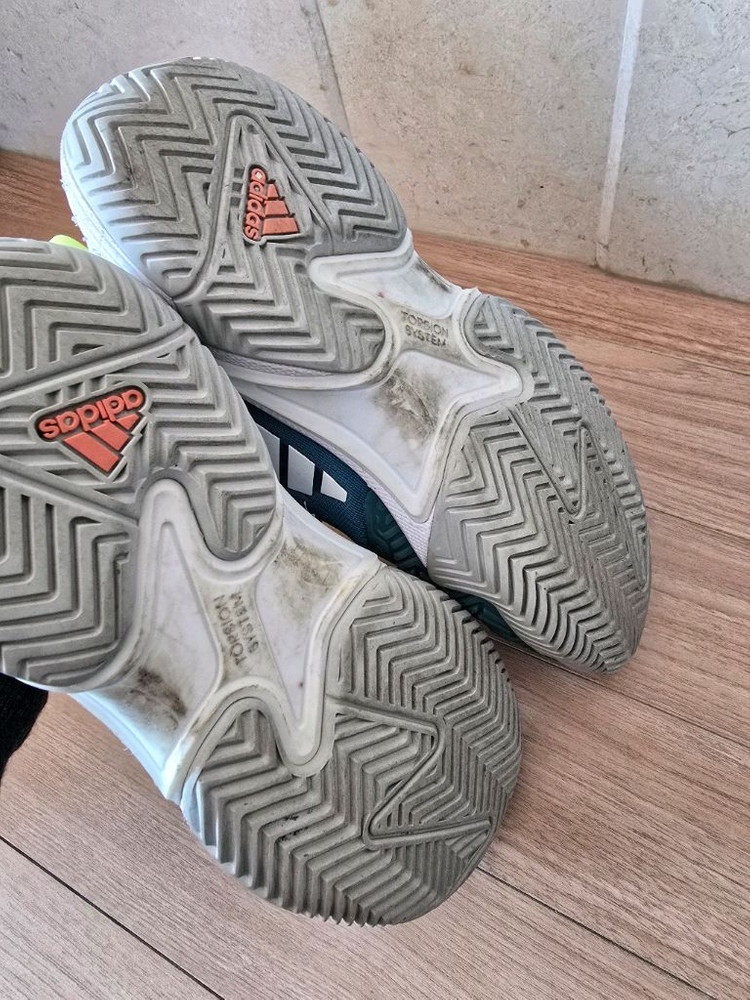 아디다스 운동화 테니스화 바리케이드 250--3