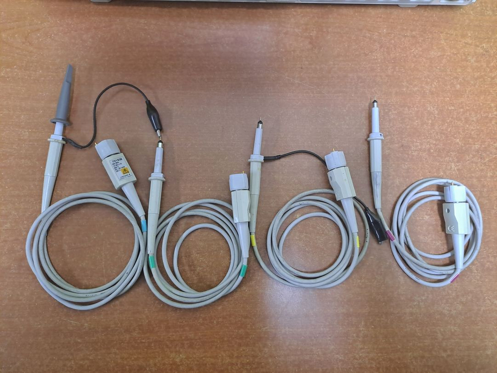 Tektronix MDO4024C 200MHz,4Ch 오실로스코프 판매--8