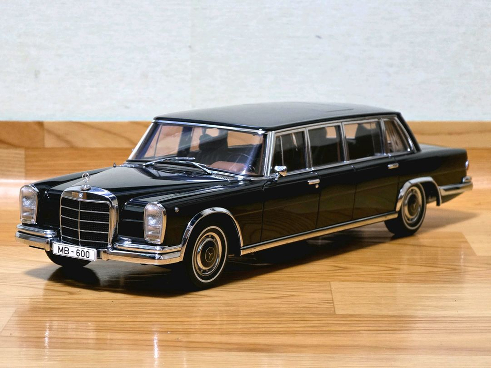 1/18 오토아트 벤츠 600 풀만 1:18 다이캐스트 이미지