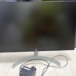 LG 24인치 모니터