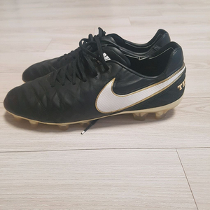 (축구화)285mm 나이키 티엠포 레전드6 FG (천연가죽)