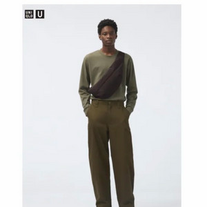 유니클로U 와이드핏치노팬츠 다크브라운 82