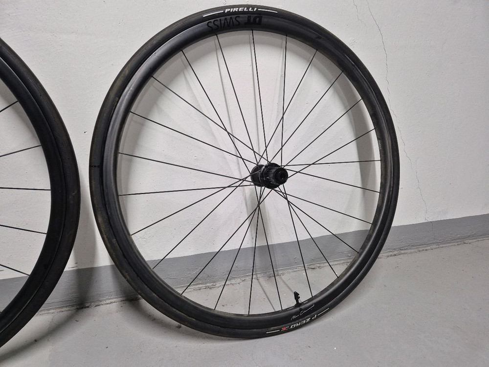 DT Swiss PRC 1100 몬체세랄 35mm 휠셋--5