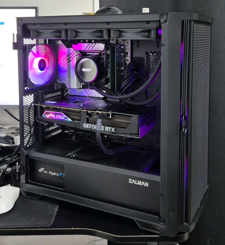 인텔i9-14900KF ,RTX4080SUPER 초 고사양 본체 판매합니다--1