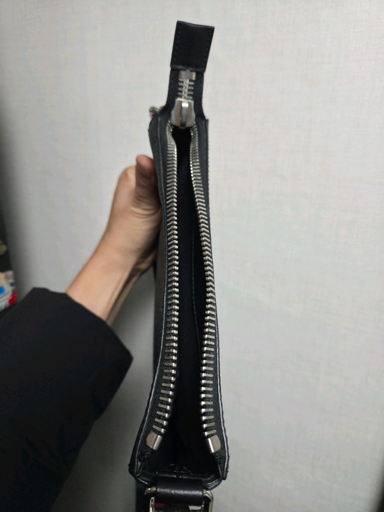 구찌 GG 수프림 스몰 메신저백--2