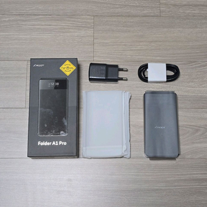 새상품)에이루트 A1 프로 폴더폰