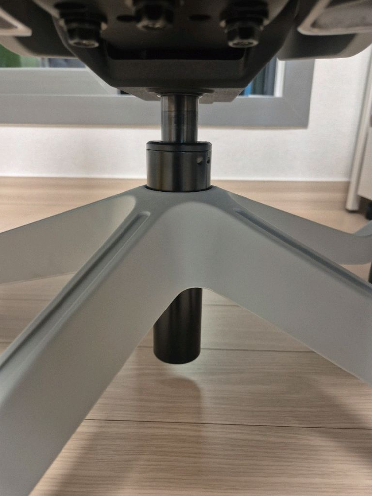 올즈 알티오 의자 이미지