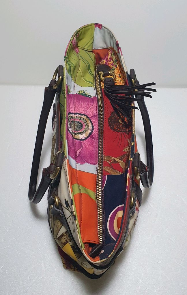 정품 ㅡ페라가모 ㅡ타이거.플라워백--6