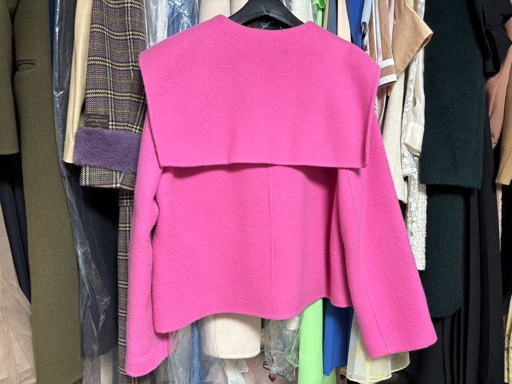 럭키슈에뜨 세일러카라 코트 핑크 보브지컷잇미샤지고트에고이스트질스튜어트쥬크온앤온타임랑방마인시스템오브제띠어리마쥬--6