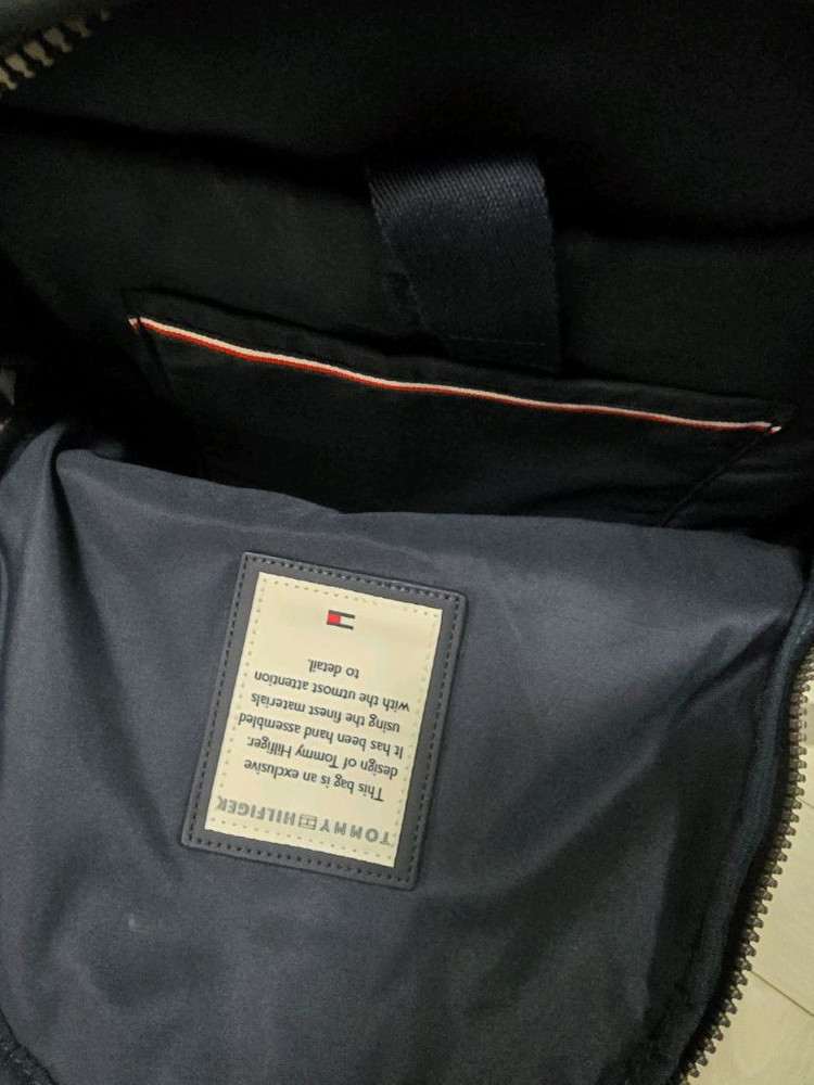 타미 힐피거 백팩--2