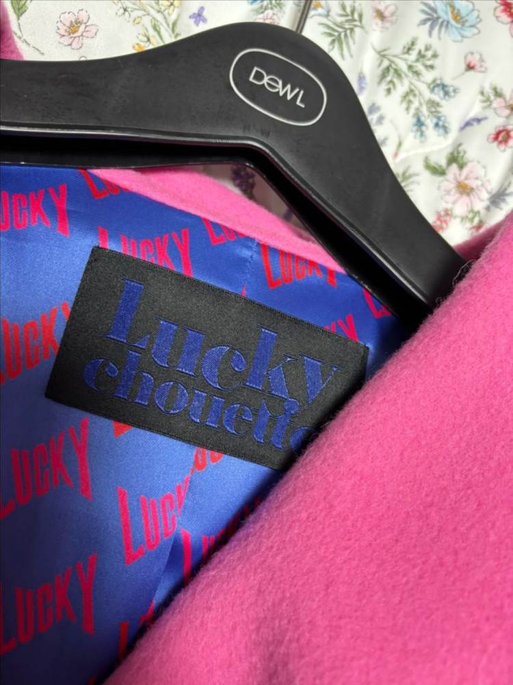 럭키슈에뜨 세일러카라 코트 핑크 보브지컷잇미샤지고트에고이스트질스튜어트쥬크온앤온타임랑방마인시스템오브제띠어리마쥬--2