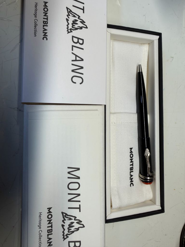 몽블랑 헤리티지 루즈 앤 느와 볼펜/만년필--4