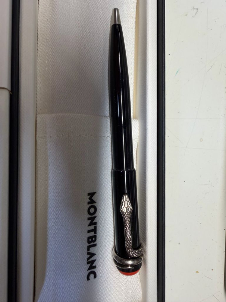 몽블랑 헤리티지 루즈 앤 느와 볼펜/만년필--5