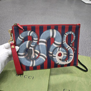 [특가][한정판] 구찌 킹스네이크 클러치백