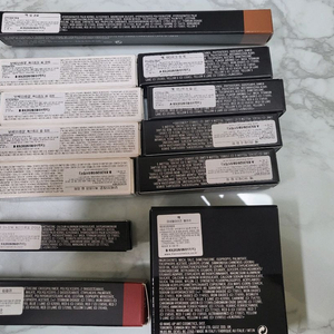 맥 립스틱, 블러쉬 등 이미지