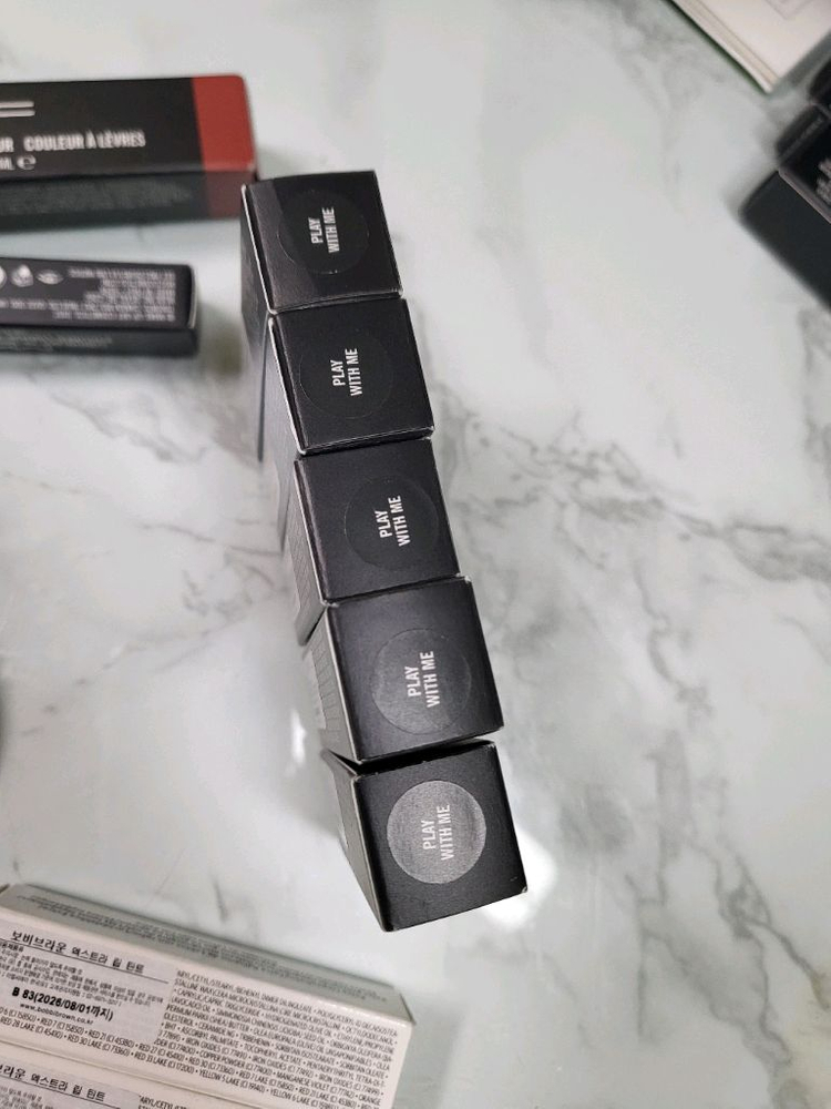 맥 립스틱, 블러쉬 등 이미지