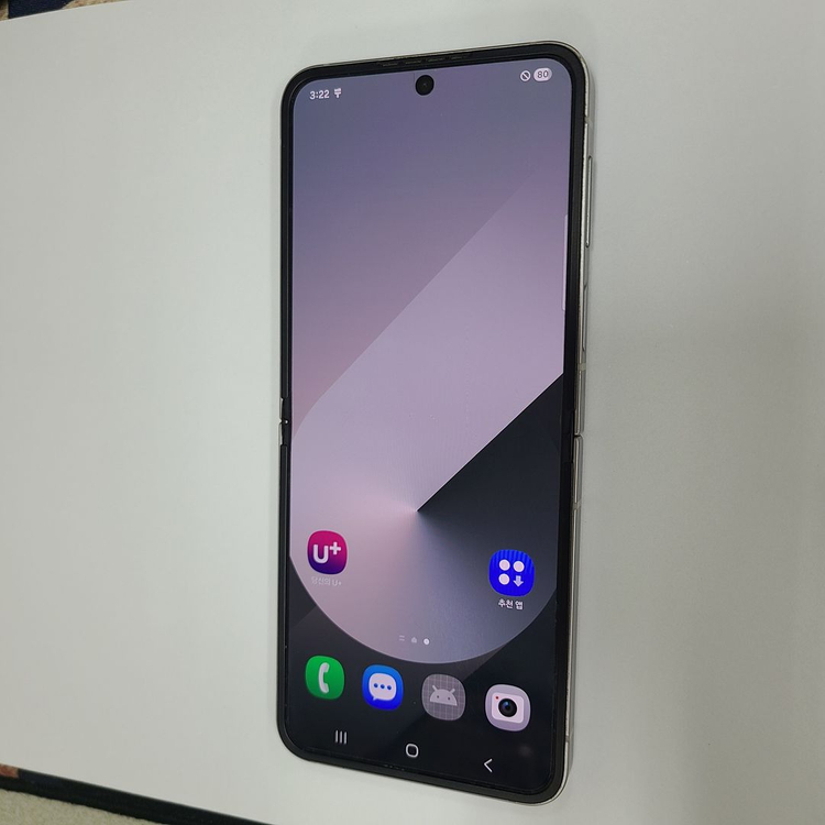 .갤럭시 Z플립6 256GB 실버쉐도우 U+ 무잔상 A급 자녀폰 메인폰 효도폰 210850 이미지