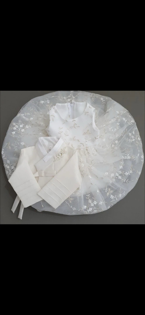 돌아기 최고급 드레스한복 세트(조바위 및 브로치 포함)--3