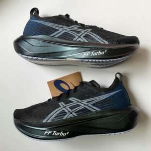 아식스 메가블라스트 240