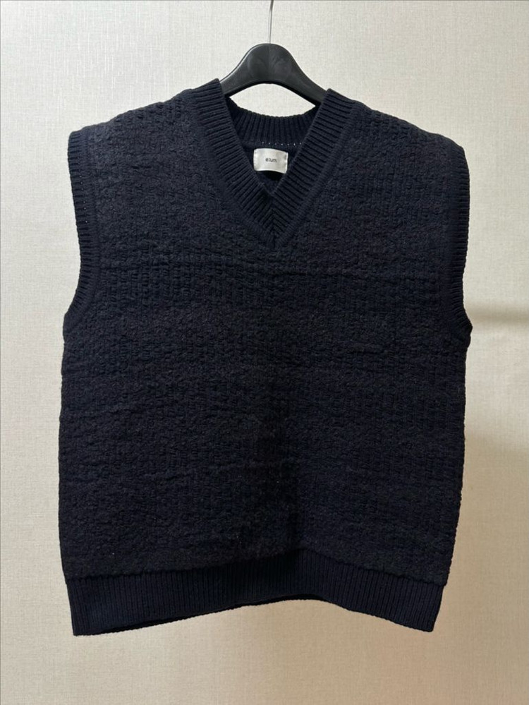 e:um 브이넥 니트 조끼 남색--1