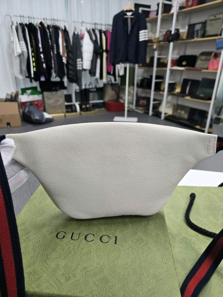 [40%할인] 구찌 띠로고 벨트백 힙색 이미지