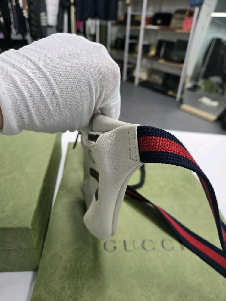 [40%할인] 구찌 띠로고 벨트백 힙색 이미지