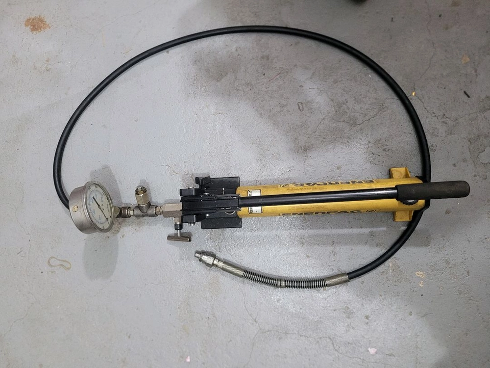 ENERPAC P392 유압 휴대용 고압핸드펌프 이미지