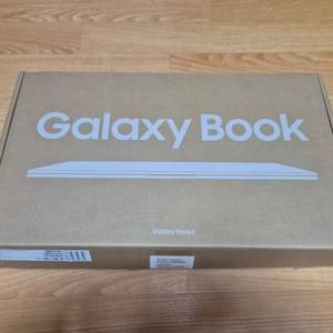 삼성 갤럭시 북4 i5 + 무선키보드(65만원) 상태A급